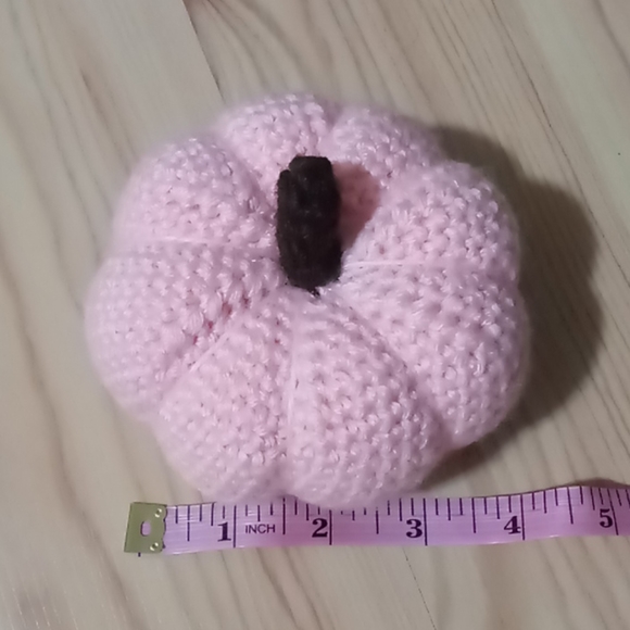 3 crocheted orange pumpkins handmade - Picture 3 of 5